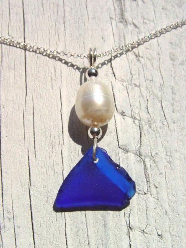 Sea glass pendant with pearl 925 silver 47 mm length