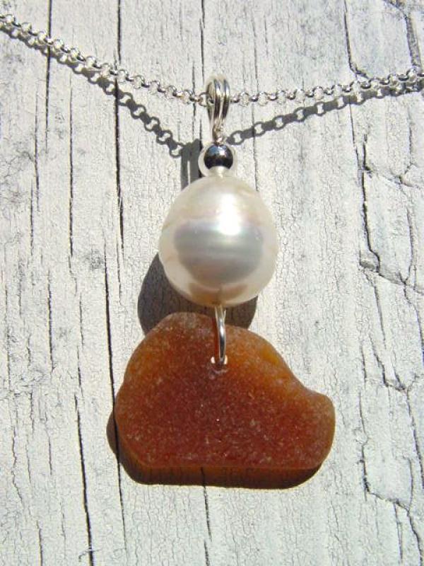 Sea glass pendant with pearl 925 silver 39 mm length